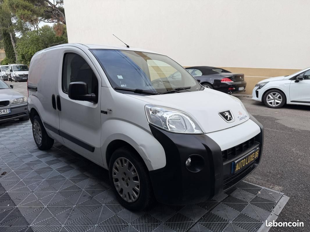 Peugeot Bipper Standard 1.3 HDi 80ch Pro (image 2)