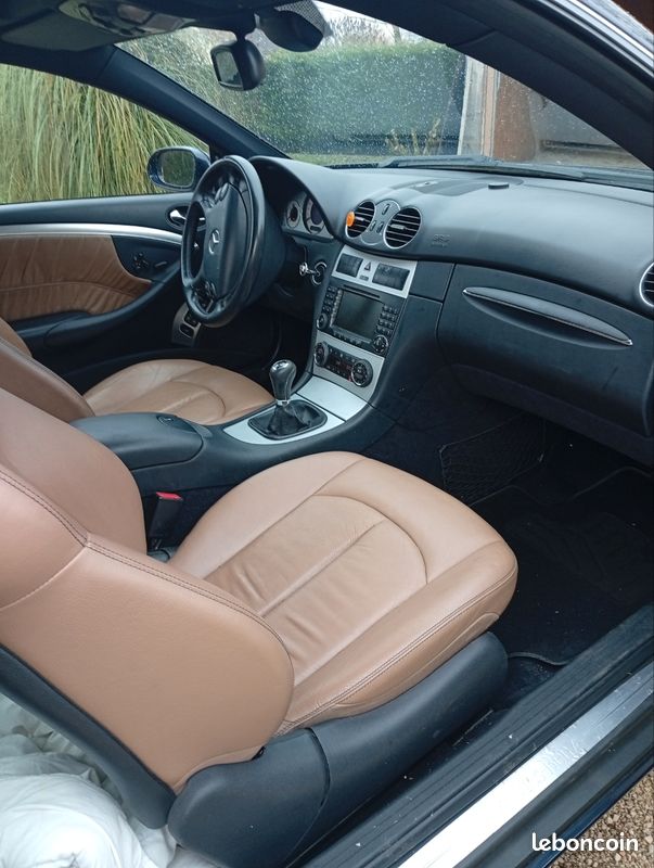Mercedes CLK 220 élégance (image 3)