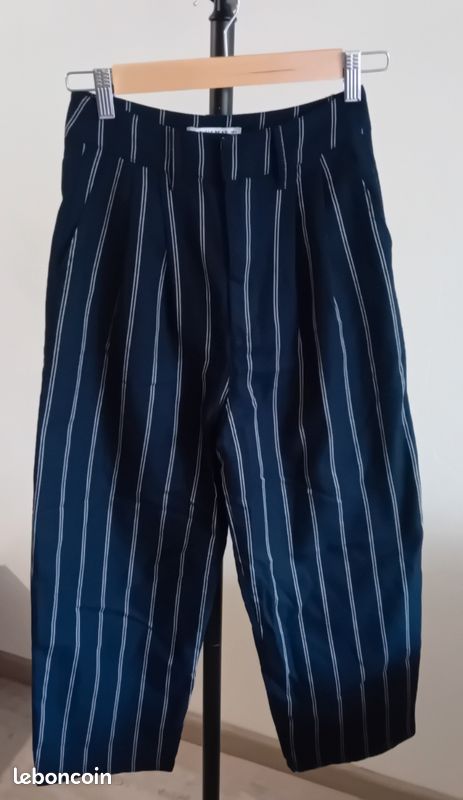 Pantalon Pull&Bear 34 (image 1)