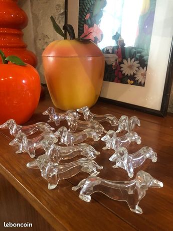 Lot De 12 Repose-couteaux Vintage – Forme Teckel – Plastique Transparent – AL