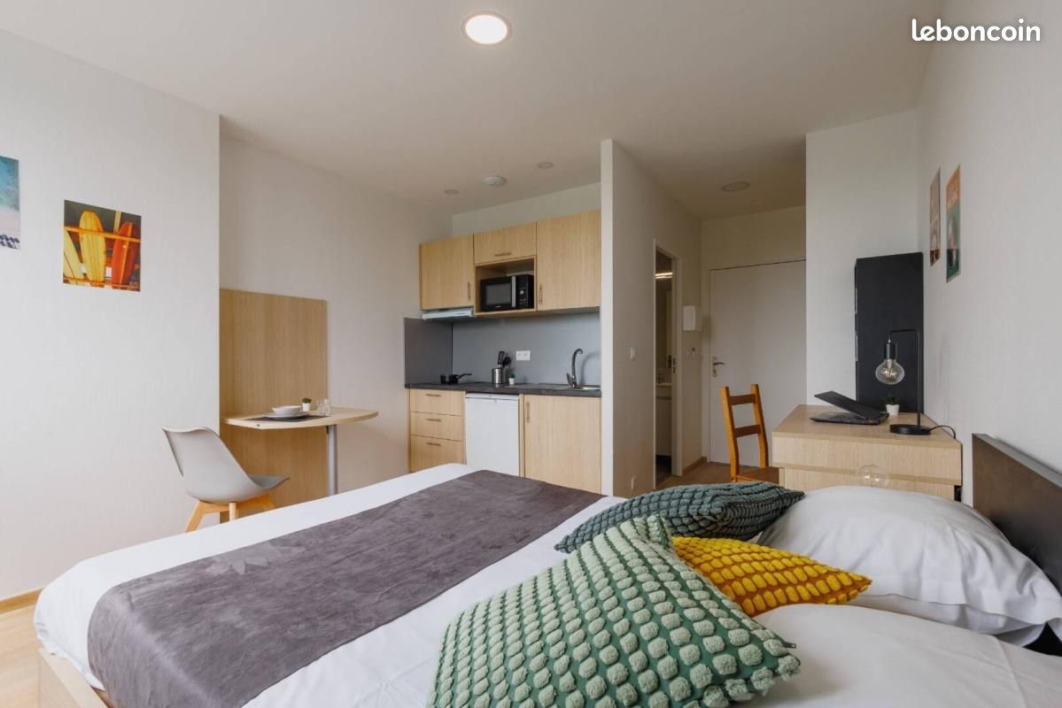 Appartement 1 pièce 18 m² · à L'Hay-les-Roses · 18 m² · 840 €/mois