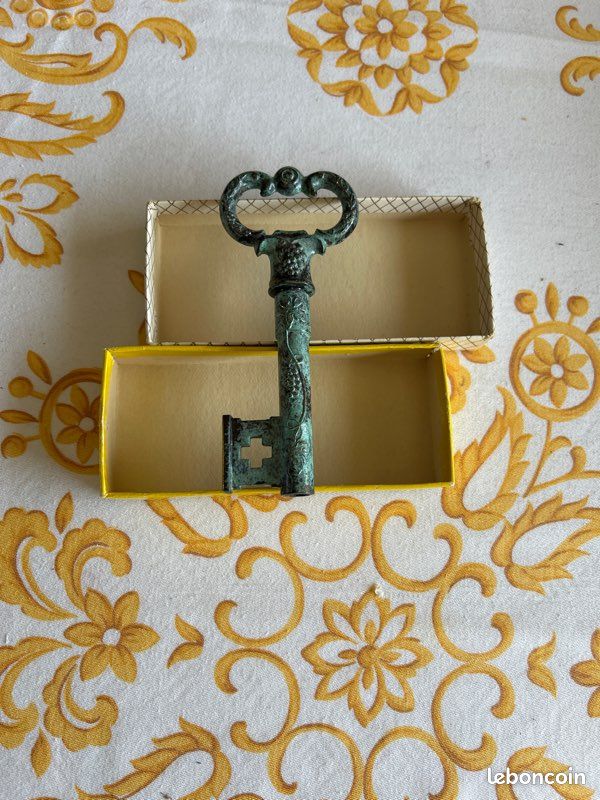 Clé Tire-bouchon (image 2)