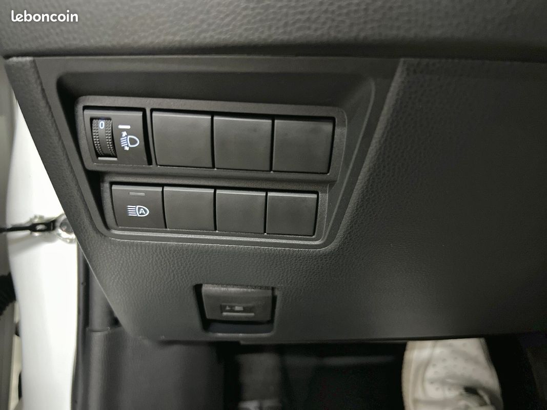 MAZDA Mazda2 Hybrid 1.5L CVT 116 ch Pure (image 27)