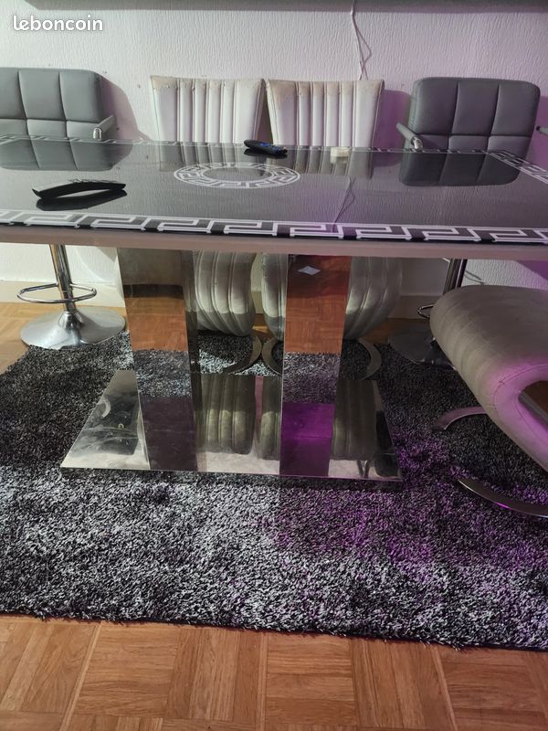 Table à manger à Vendre (image 2)