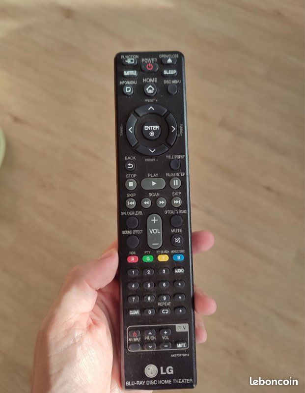 LG Home Cinema barre de son enceintes 4.2CH 1000W | lecteur Blu-Ray 3D | LG Smart TV | DLNA | Bluetooth | Multiroom Tx (image 5)