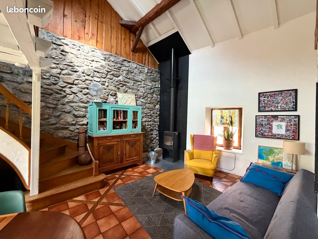 Maison 5 pièces 150 m² · à La Roche-sur-Foron · 150 m² · 389 000 €
