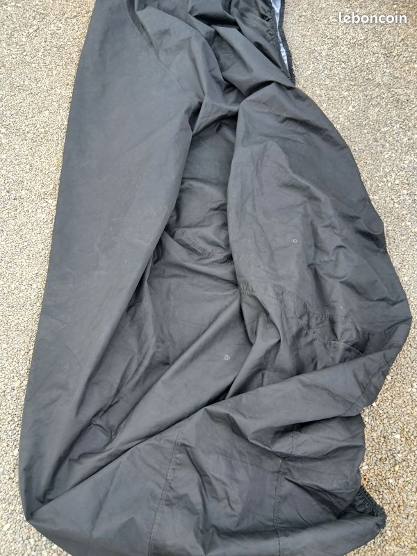 Housse pour scooter 3 roues (image 1)