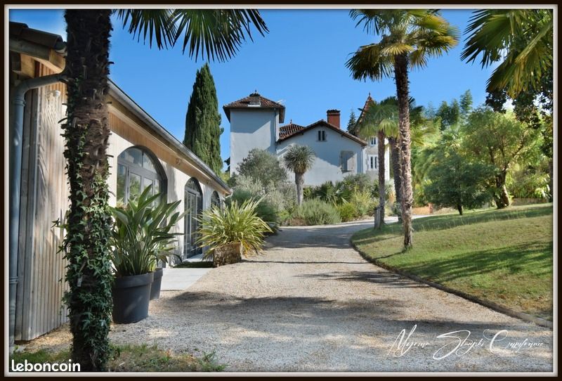 Maison 14 pièces 420 m² · à Mont-de-Marsan · 420 m² · 999 000 €