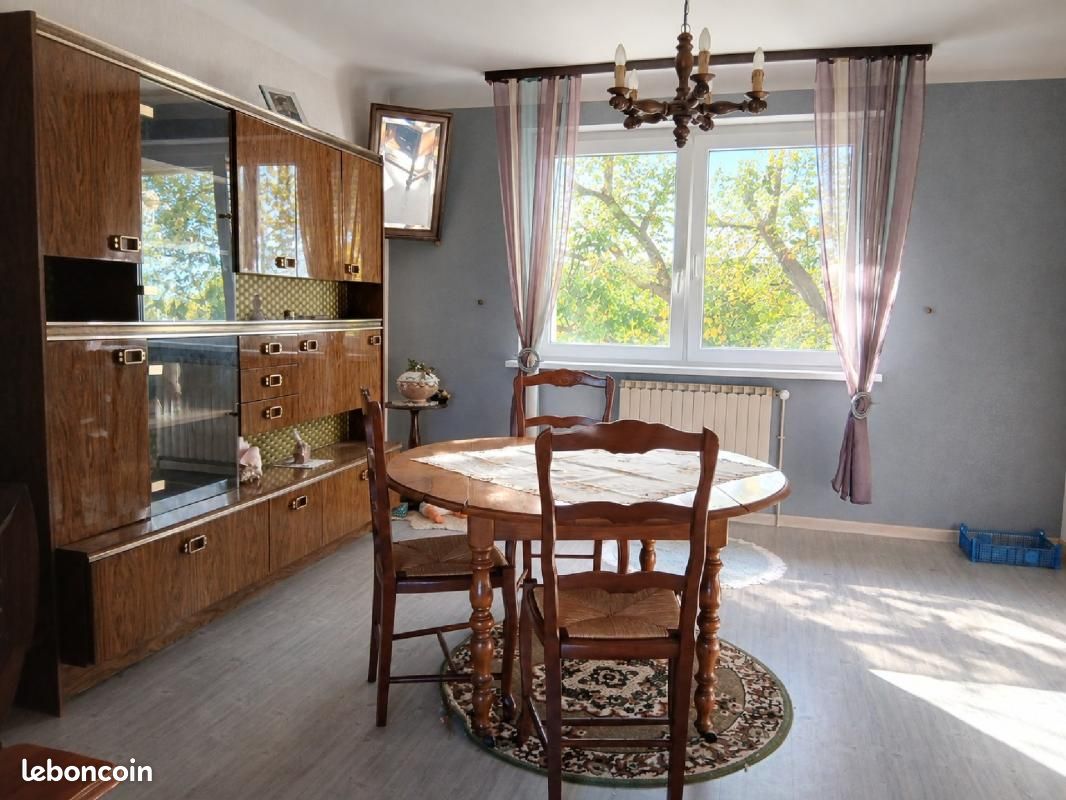 Maison 6 pièces 141 m² · à Rahling · 141 m² · 139 000 €