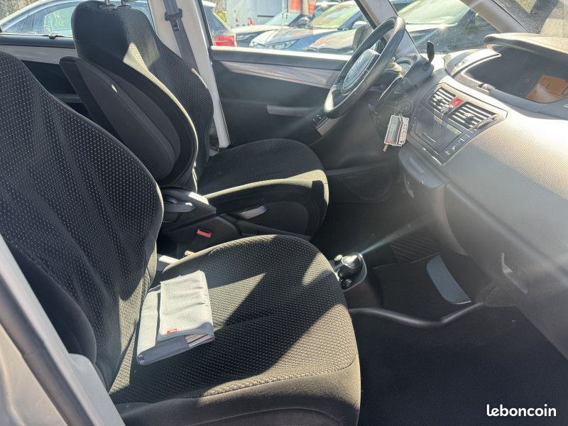 Citroen GRAND C4 PICASSO 2.0 HDI138 FAP EXCLUSIVE BAA 7PL (image 6)