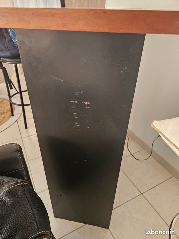 Bar (image 2)