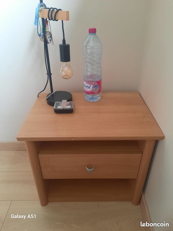 Table de nuit (image 2)