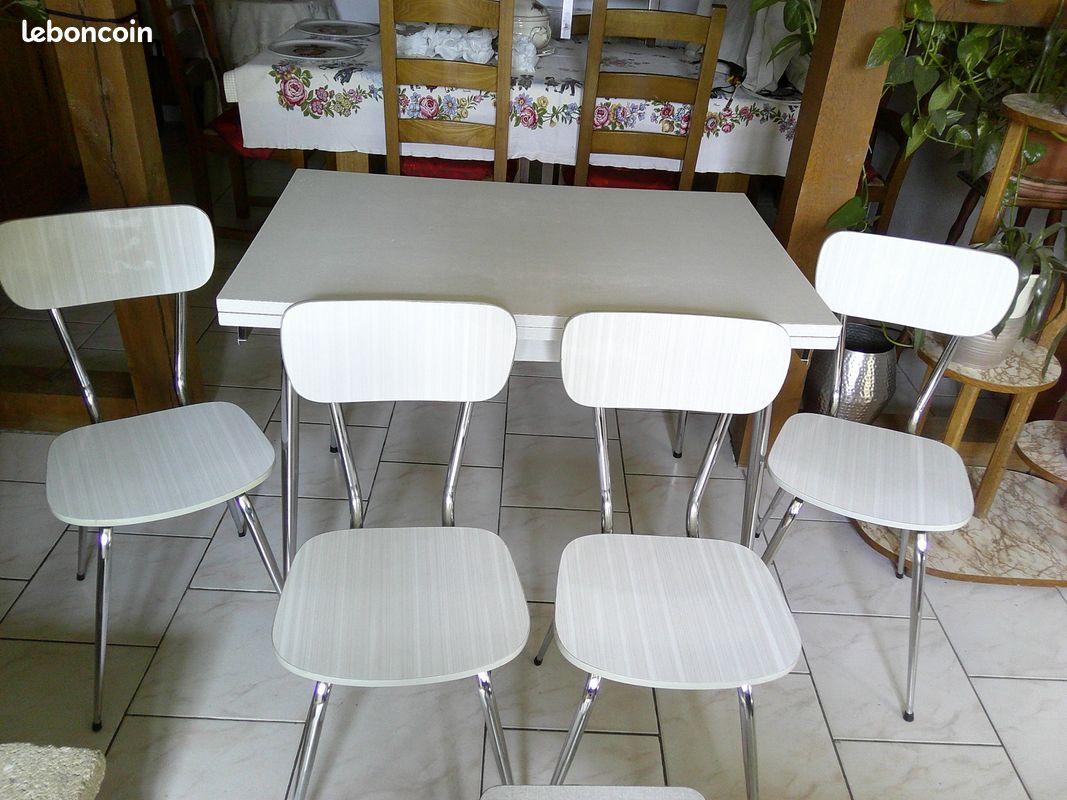 Tables chaises et tabourets en formica (image 4)