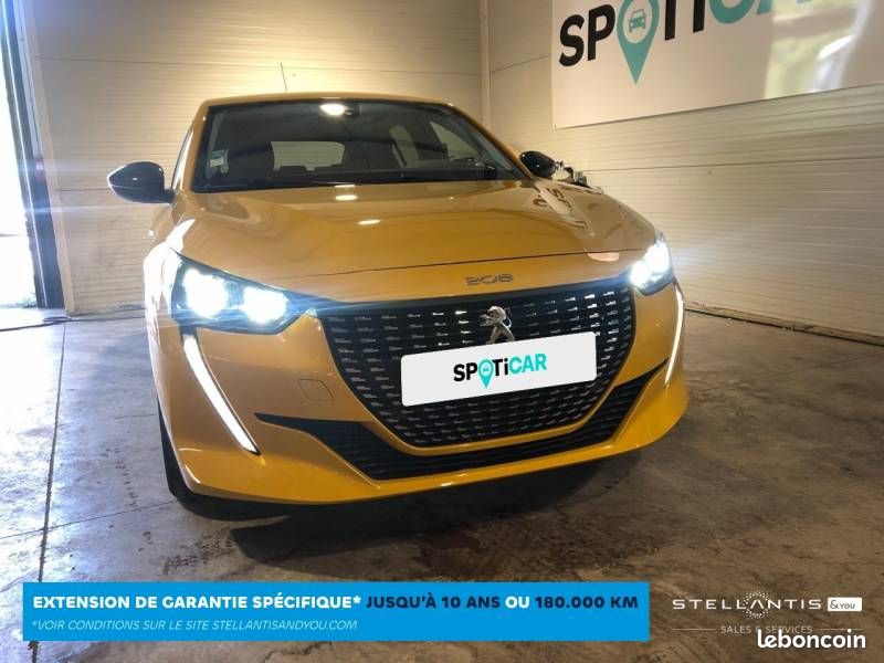 Peugeot 208 PureTech 100 S&S EAT8 Style (image 2)