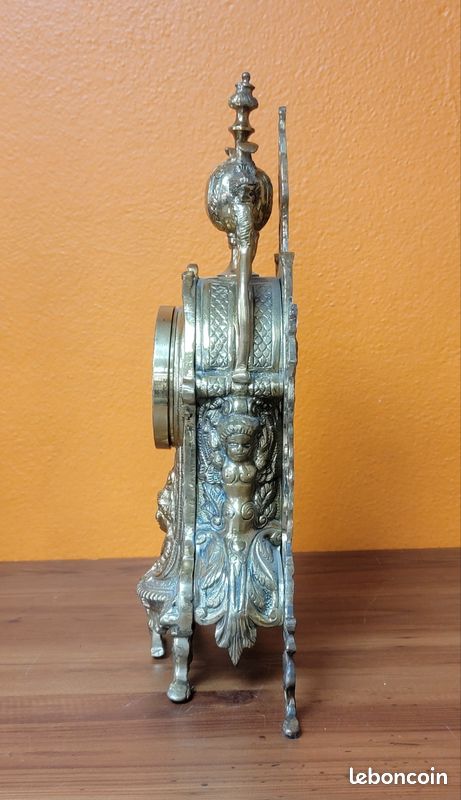 Garniture de cheminée horloge et candélabres en cuivre (image 9)