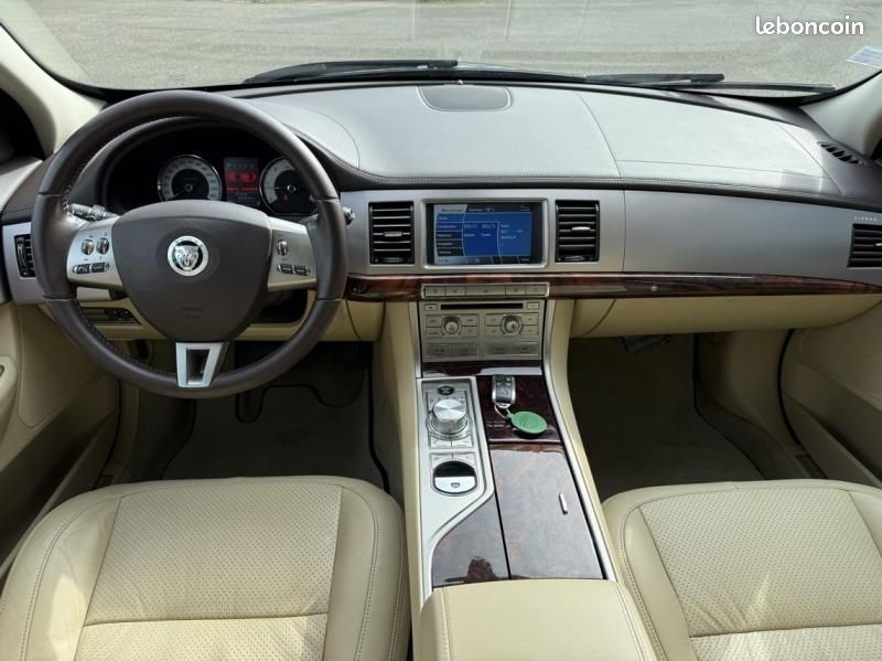 Jaguar XF 3.0 V6 D Luxe Premium (image 7)
