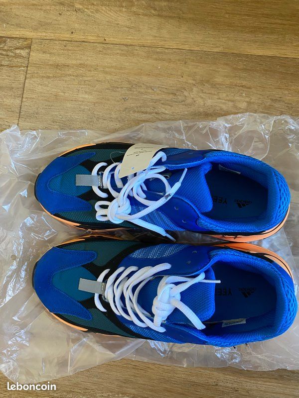 Yeezy wave runner (image 5)