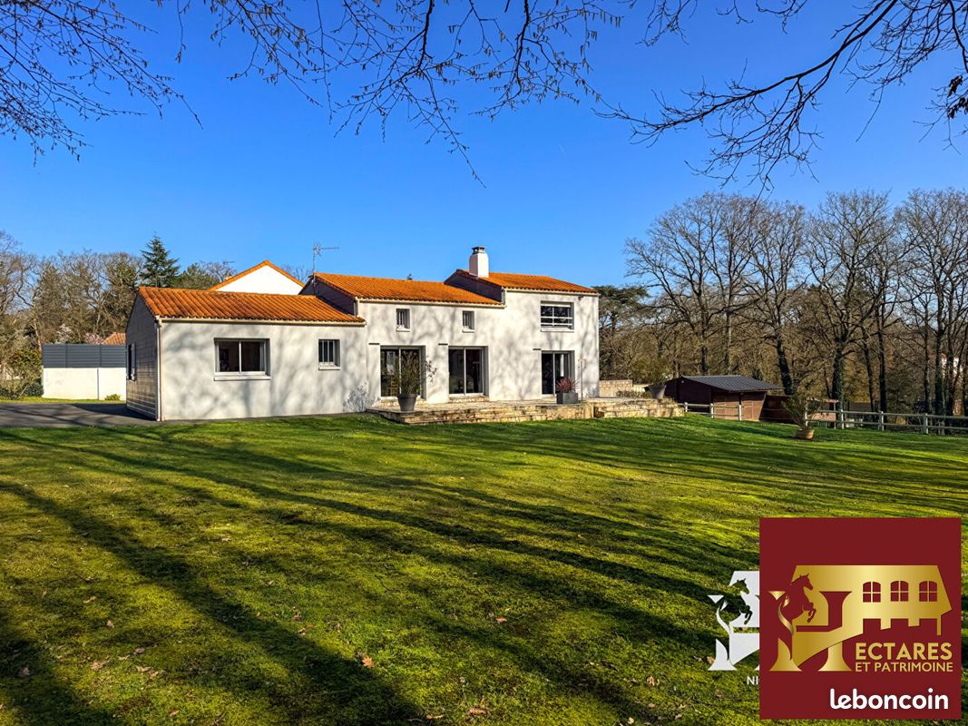 Maison 7 pièces 153 m² · à Saint-Sébastien-sur-Loire · 153 m² · 464 900 €
