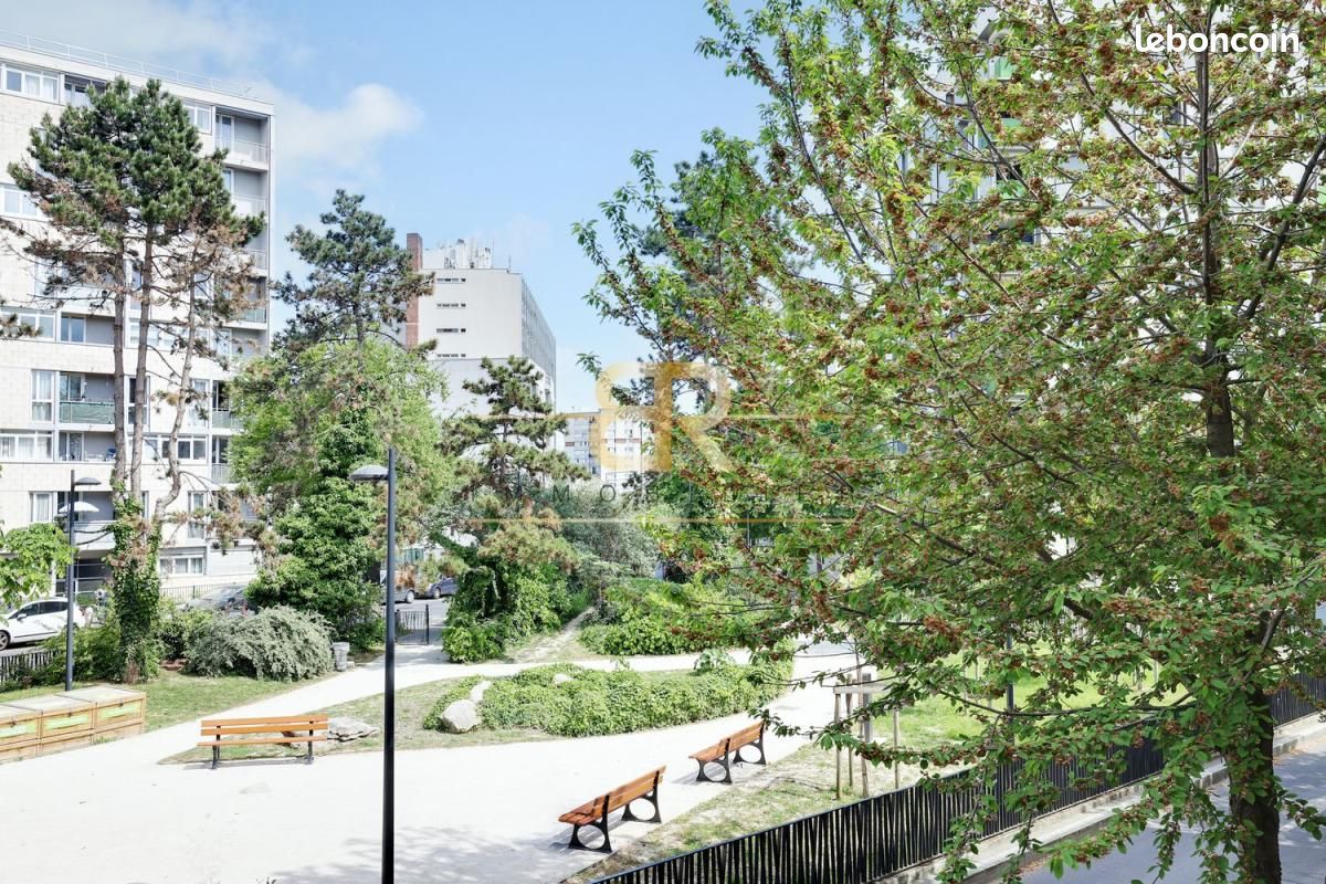 Appartement 1 pièce 27 m² · à Saint-Denis · 27 m² · 129 000 €