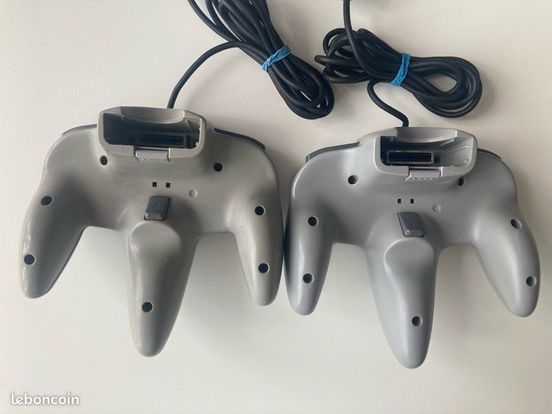 Lot de 2 manettes Nintendo 64 officielles (2) (image 2)