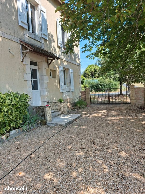 Maison 5 pièces 100 m² · à Beaupouyet · 100 m² · 180 000 €