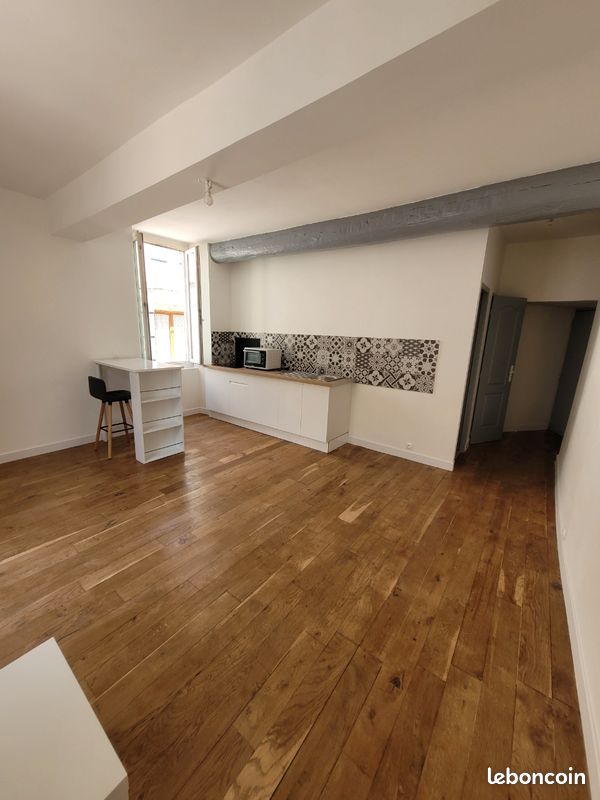 Appartement 3 pièces 26 m² · à Nîmes · 26 m² · 465 €/mois