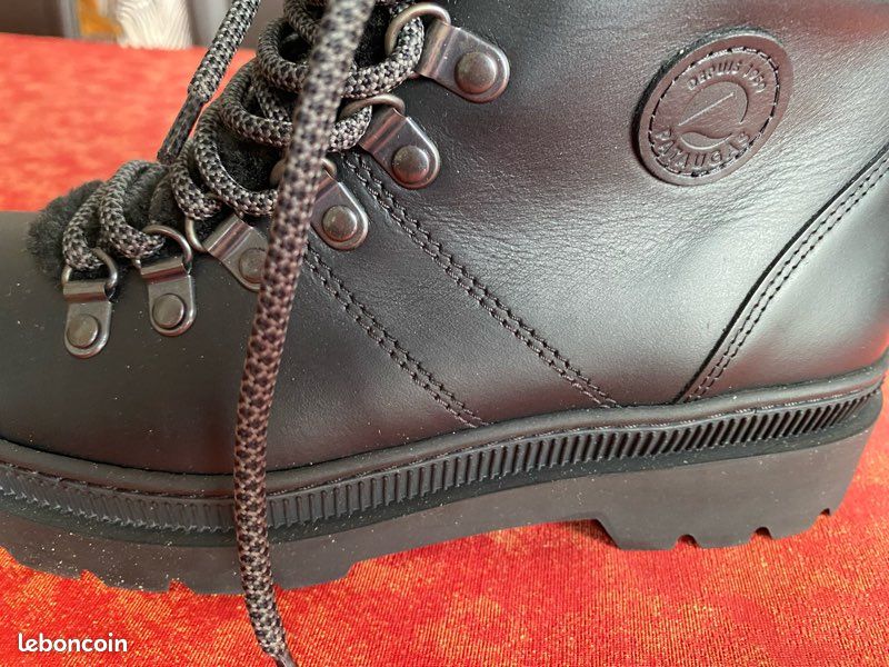 Pataugas cuir noir pointure 39 pour femme Chaussures