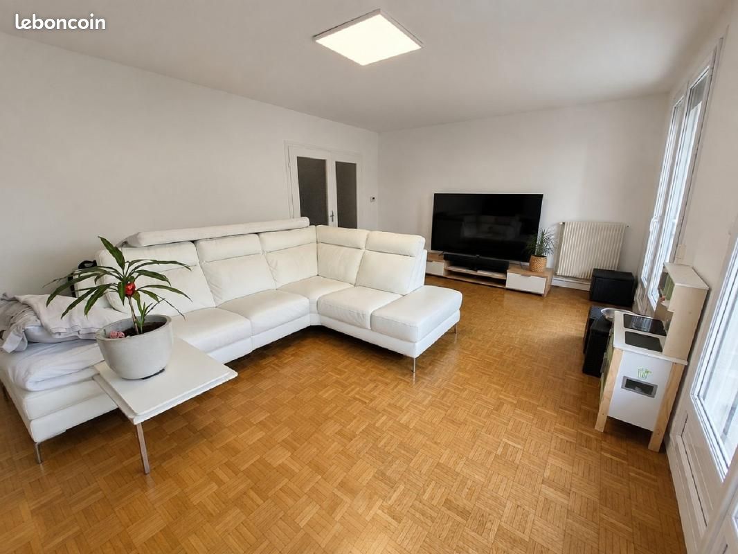 Appartement 4 pièces 95 m² · à Jassans-Riottier · 95 m² · 1 120 €/mois