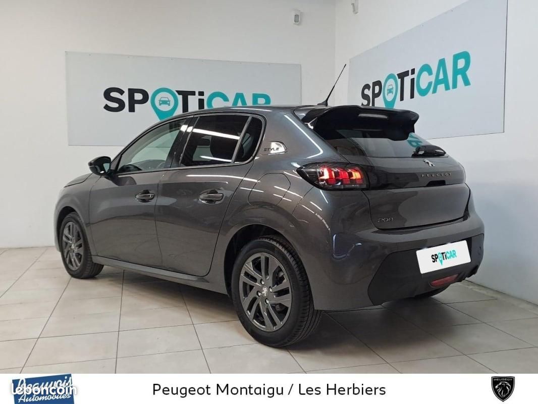 Peugeot 208 Style PureTech 100 S&S EAT8 (image 7)