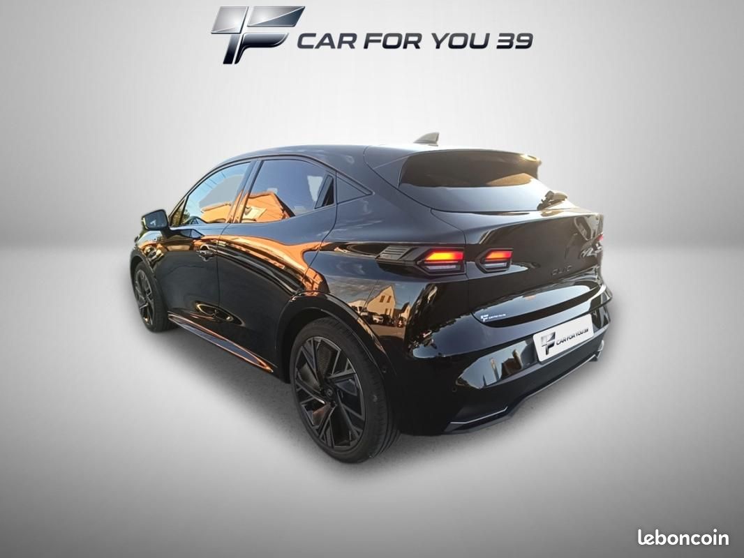 Renault Clio VI esprit Alpine full hyb E-Tech 160ch -26 (image 7)