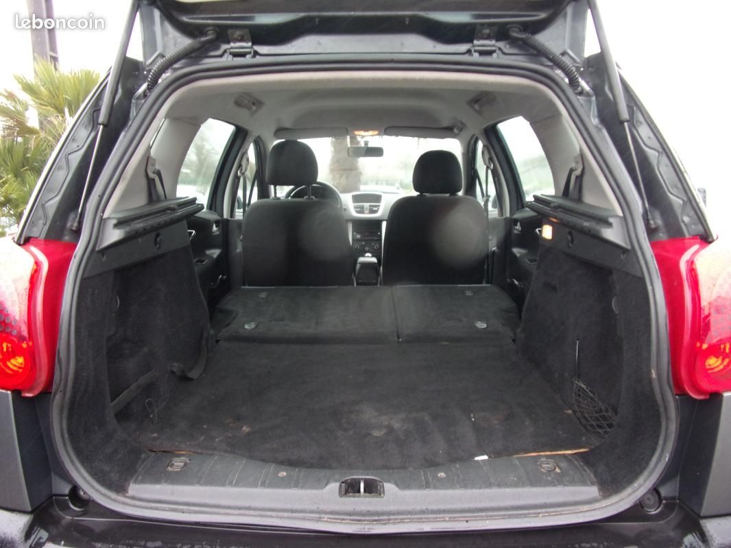 Peugeot 207 SW 1.4e 75ch Access (image 12)