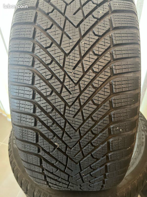 Pneus neige Pirelli Scorpion Winter (image 3)