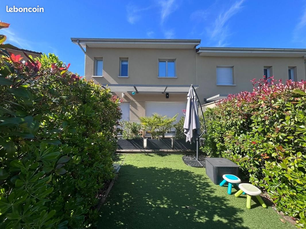 Maison 5 pièces 119 m² · à Crémieu · 119 m² · 350 000 €