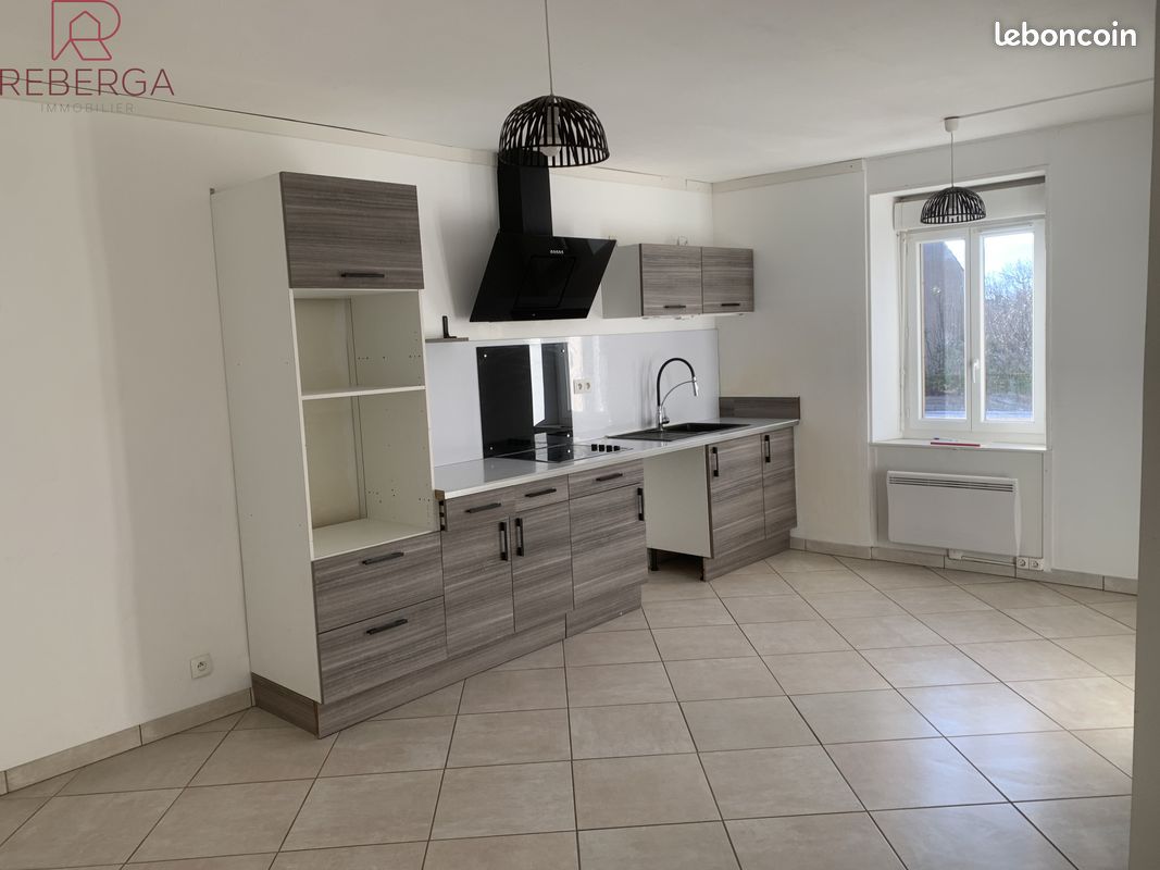 Maison 3 pièces 88 m² · à Pont-de-Larn · 88 m² · 580 €/mois