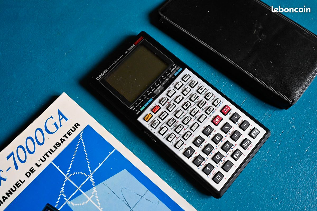 Calculatrice scientifique CASIO FX-82c 1989 Japon
