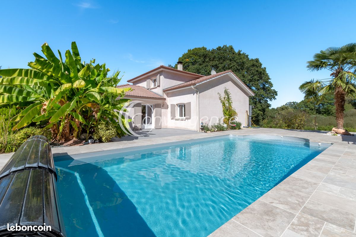 Maison 7 pièces 165 m² · à Bonnac-la-Côte · 165 m² · 355 600 €