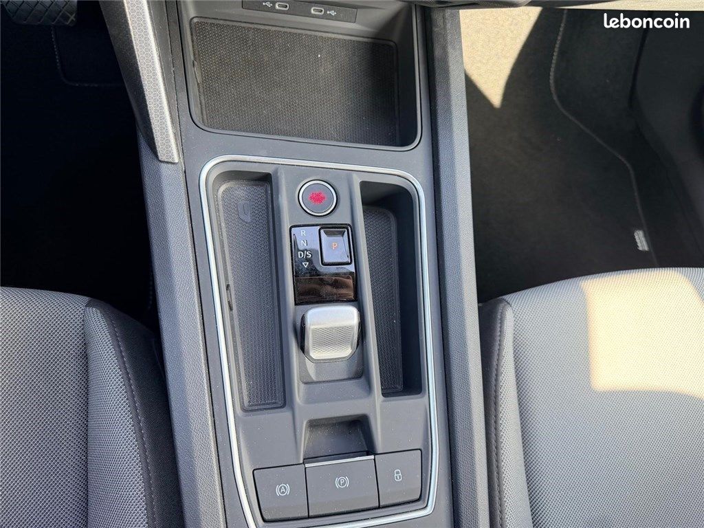 Seat Leon IV 1.5 ETSI HYBRID 115 DSG7 Copa (image 35)