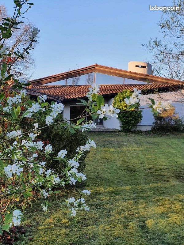 Maison 10 pièces 280 m² · à Mont-de-Marsan · 280 m² · 448 000 €