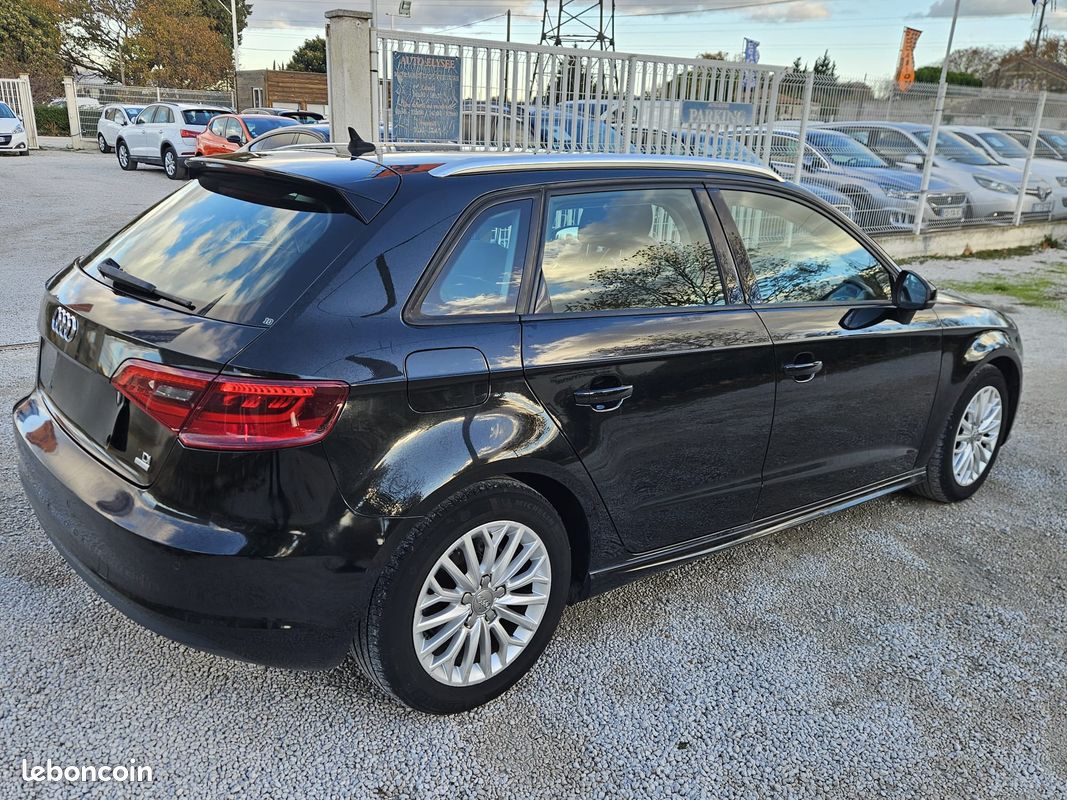 Audi A3 Sportback 1.6 TDI 110CV Attraction 2016 (image 4)