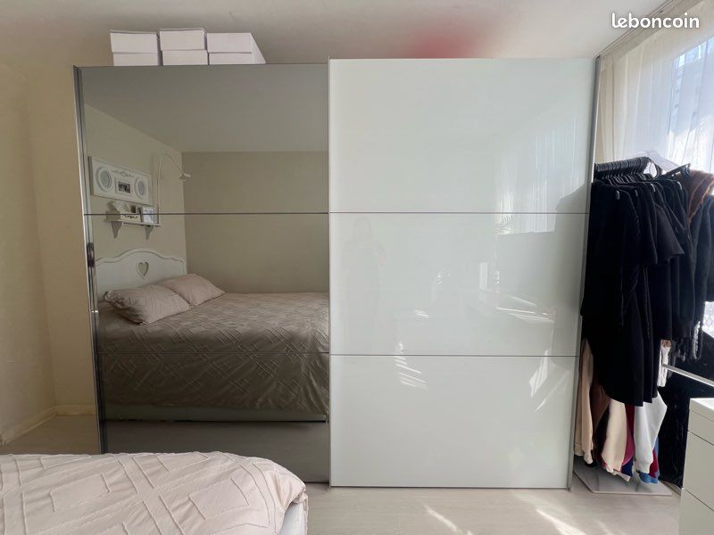 Grande armoire (image 1)