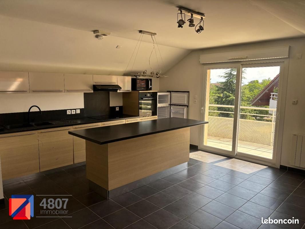 Appartement 3 pièces 54 m² · à Thonon-les-Bains · 54 m² · 927 €