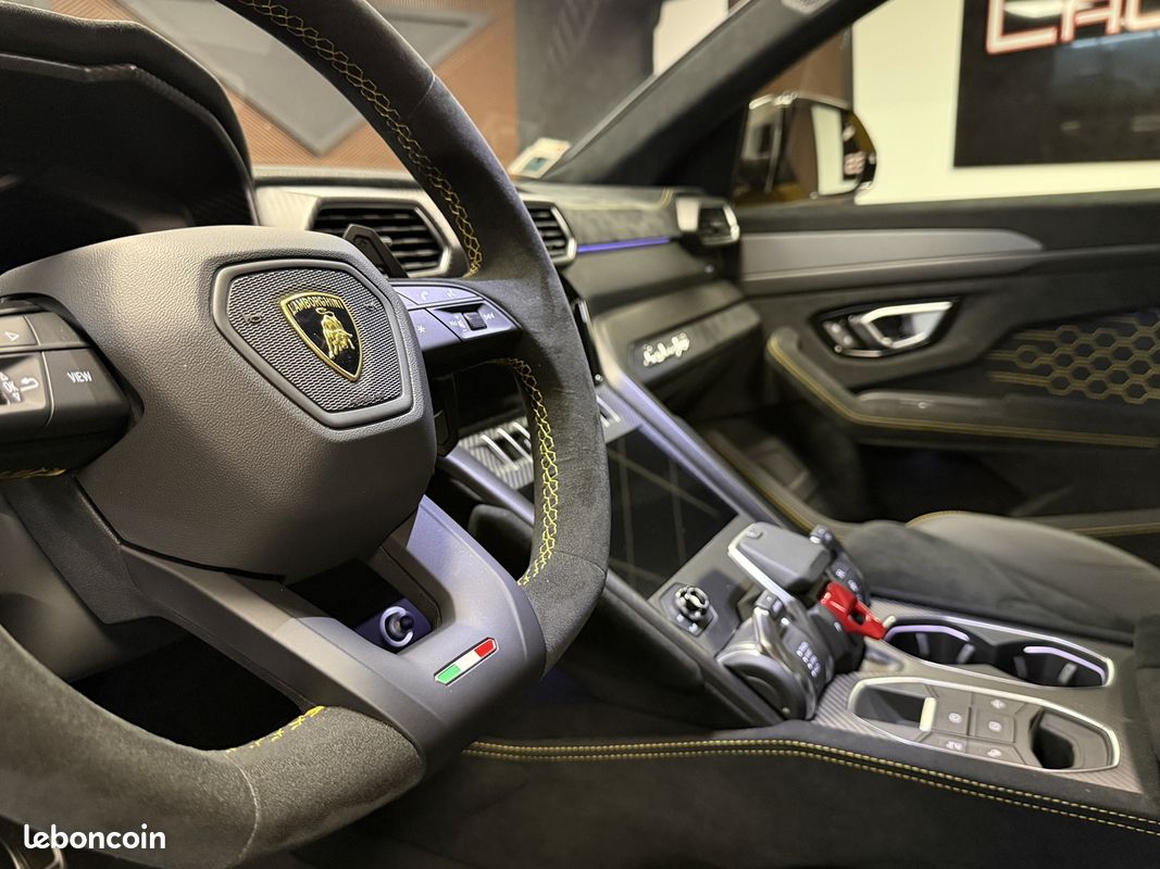 Lamborghini URUS PERFORMANTE 4.0 V8 666CV BITURBO / TOIT OUVRANT / ORIGINE FRANCE (LAURENT AUTO) (image 22)