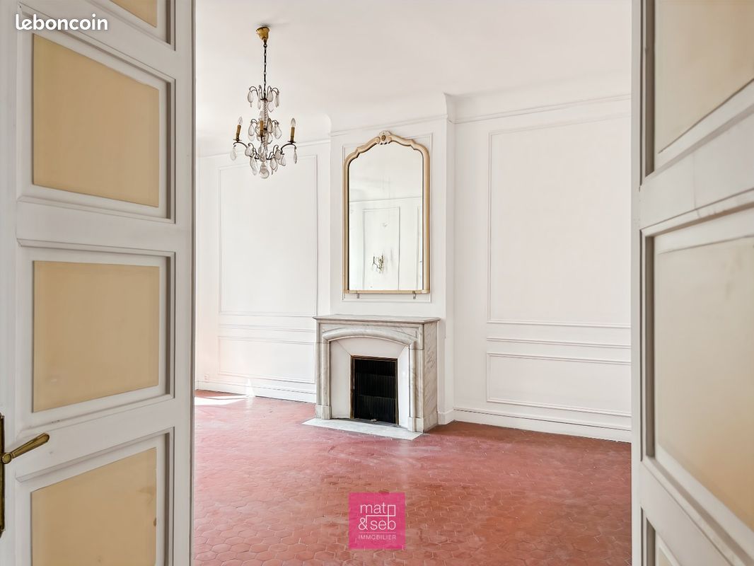 Appartement 7 pièces 184 m² · à Marseille · 184 m² · 565 000 €