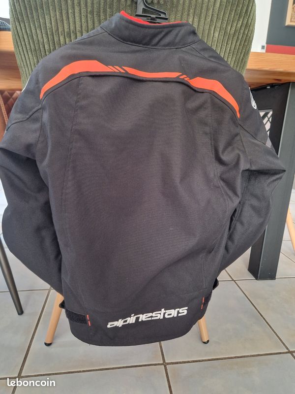 Blouson moto enfant Alpinestars 9/10 ans (140 cm)
Blouson moto Alpinestars 9/10 ans (140 cm) (image 3)