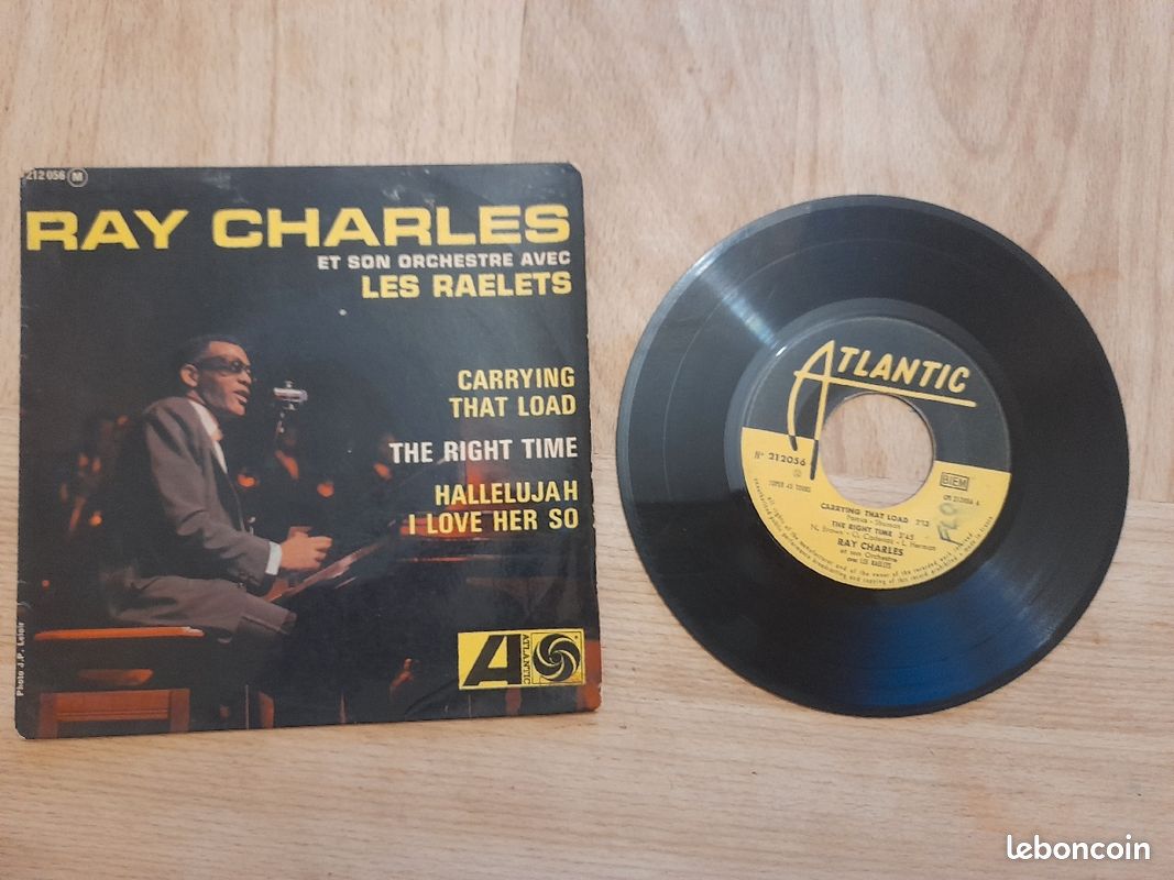 Ray Charles et son orchestre avec les Raelets 45 tours (image 1)