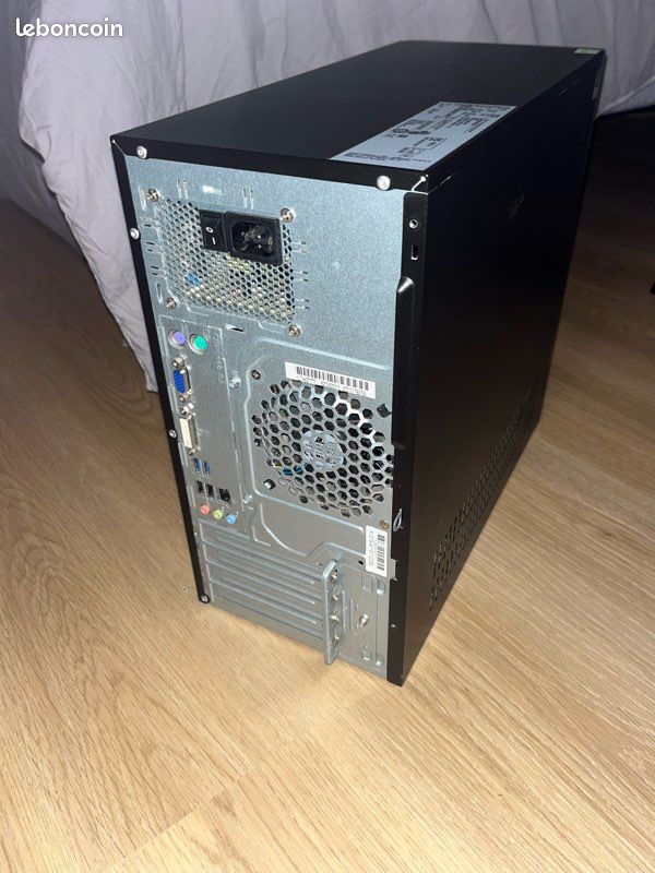 Unité Central FUJITSU TOUR i5-4e génération 4 RAM 500 HDD
