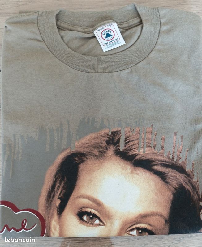 1 tee shirt officiel neuf + 1 livre photo officiel neuf de Céline Dion (image 3)