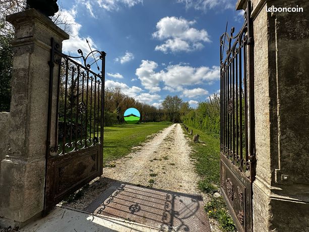 Propriété 14 pièces 470 m²