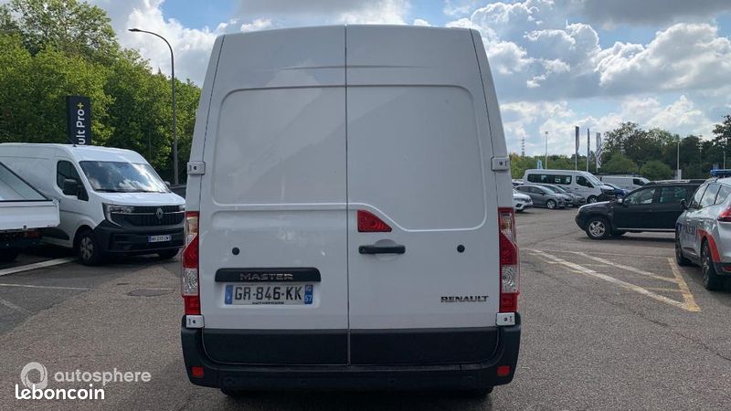 Renault Master Véhicule utilitaire ou Société F3500 L2H2 2.3 Blue dCi 135ch Confort Euro6 (image 6)