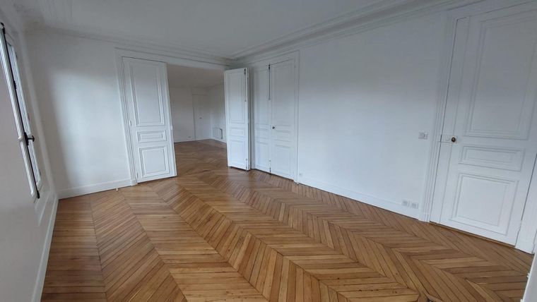 Appartement a louer paris-8e-arrondissement - 5 pièce(s) - 142 m2 - Surfyn